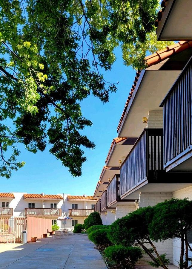 Hotel Inn Santa Fe Zewnętrze zdjęcie